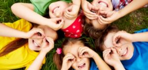 إذاعة مدرسية عن الصداقة